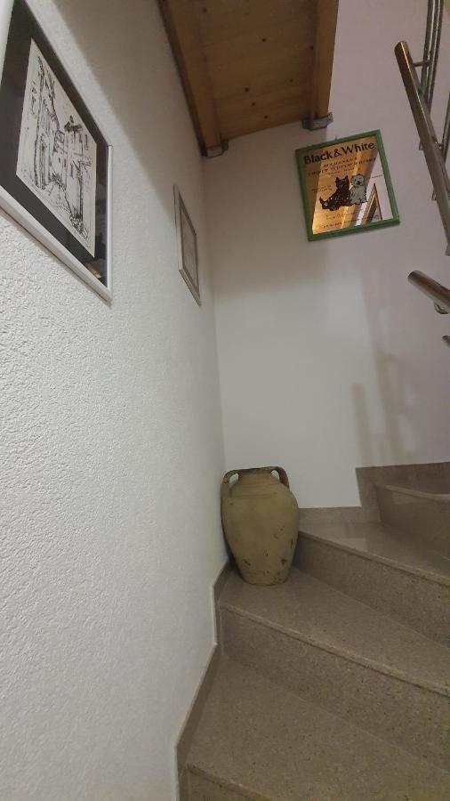 קרס Franceska Apartmani מראה חיצוני תמונה