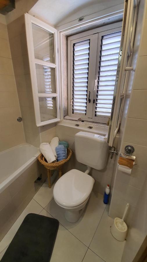 קרס Franceska Apartmani מראה חיצוני תמונה