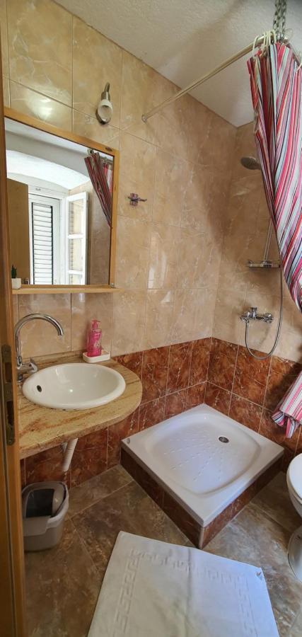 קרס Franceska Apartmani מראה חיצוני תמונה