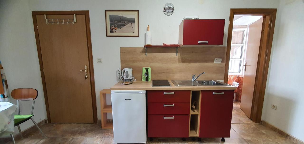 קרס Franceska Apartmani מראה חיצוני תמונה
